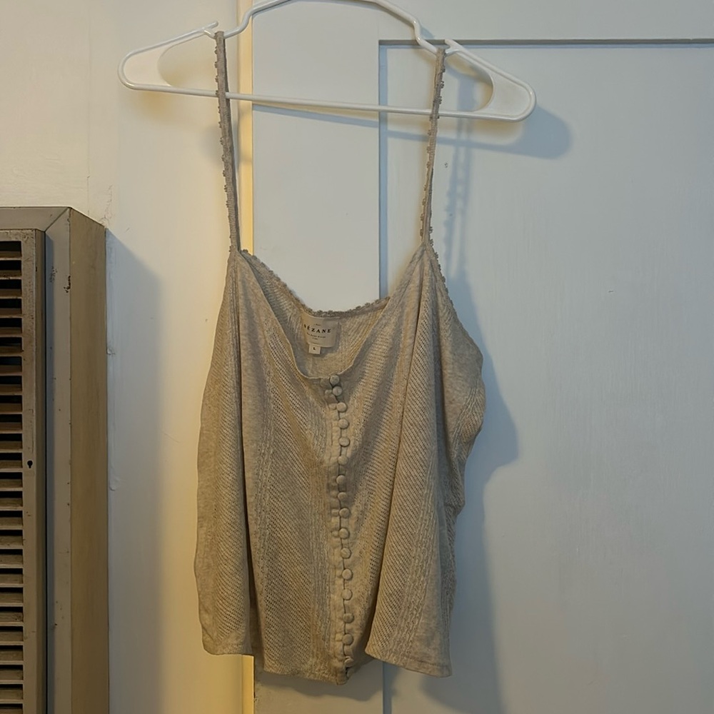 Sézane cream colored cropped tank